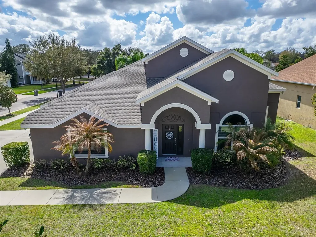 627 Limona Woods Drive Brandon FL 33510