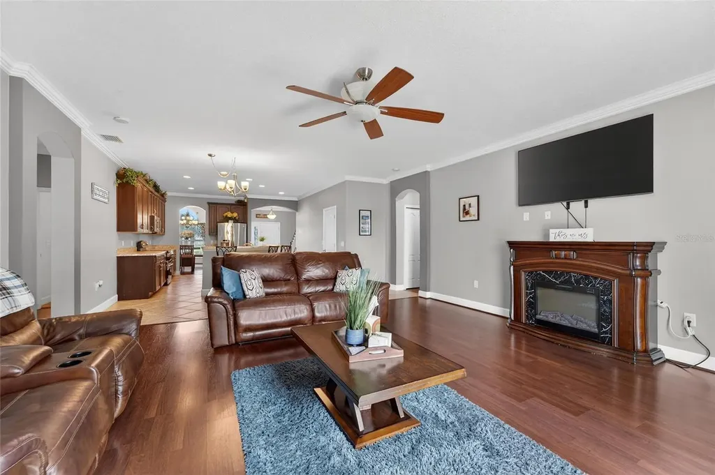 627 Limona Woods Drive Brandon FL 33510