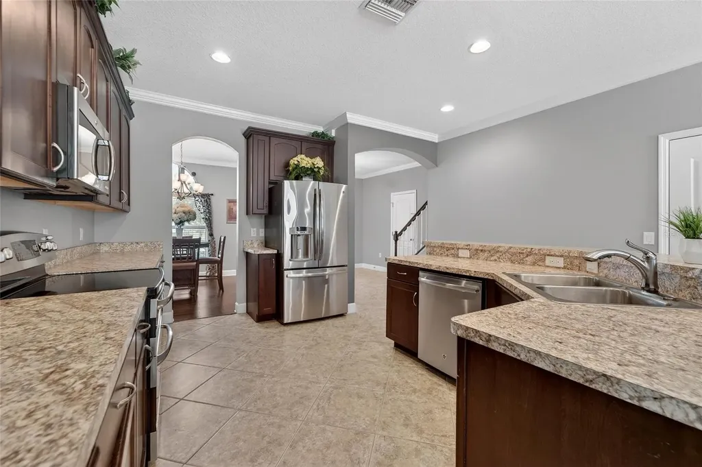 627 Limona Woods Drive Brandon FL 33510
