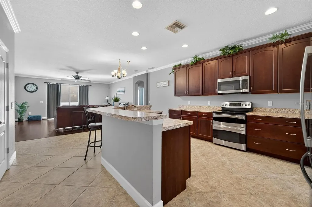 627 Limona Woods Drive Brandon FL 33510