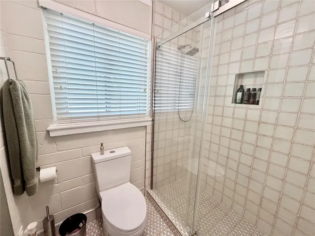 836 Mayfair Circle Orlando FL 32803