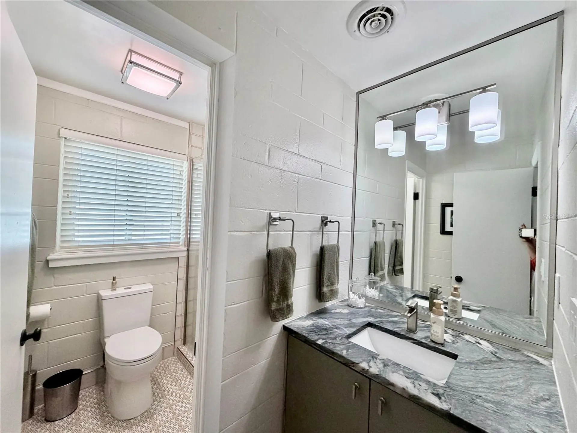 836 Mayfair Circle Orlando FL 32803