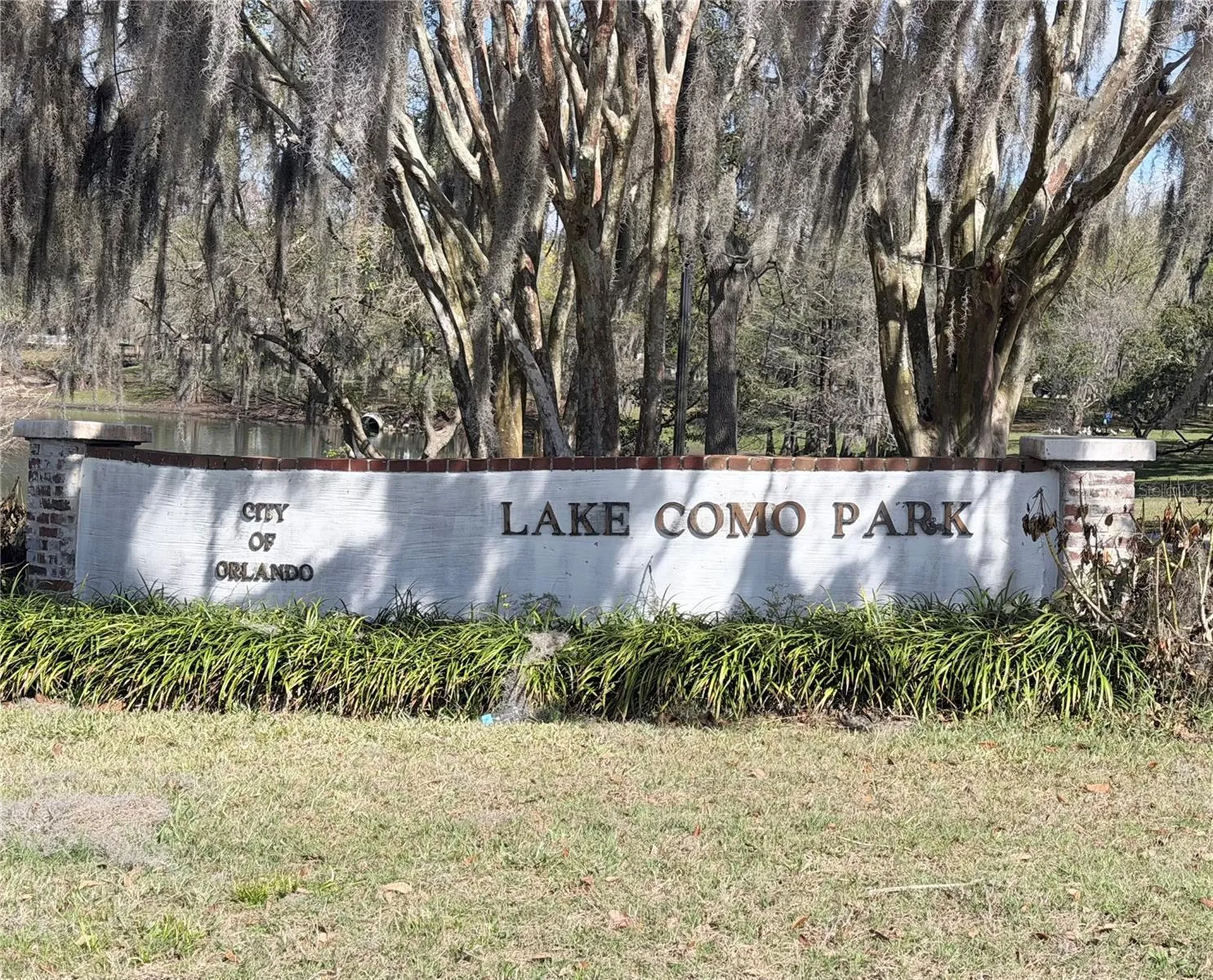 836 Mayfair Circle Orlando FL 32803