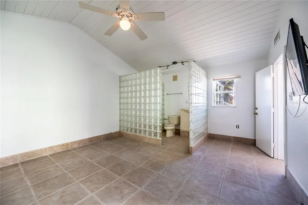 115 124th Avenue W Treasure Island FL 33706
