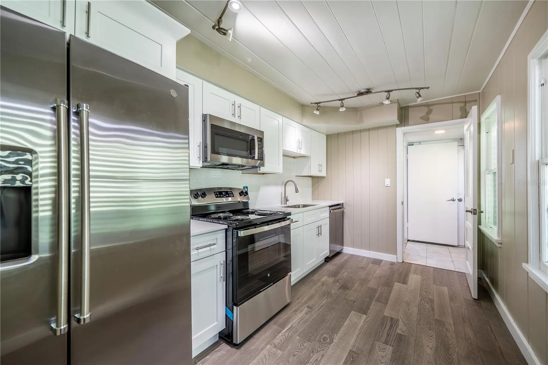 115 124th Avenue W Treasure Island FL 33706
