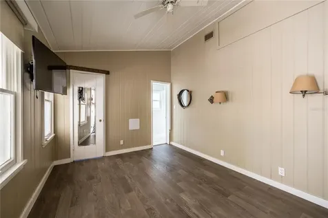 115 124th Avenue W Treasure Island FL 33706