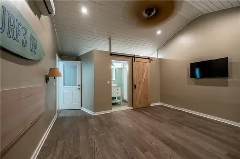 115 124th Avenue W Treasure Island FL 33706