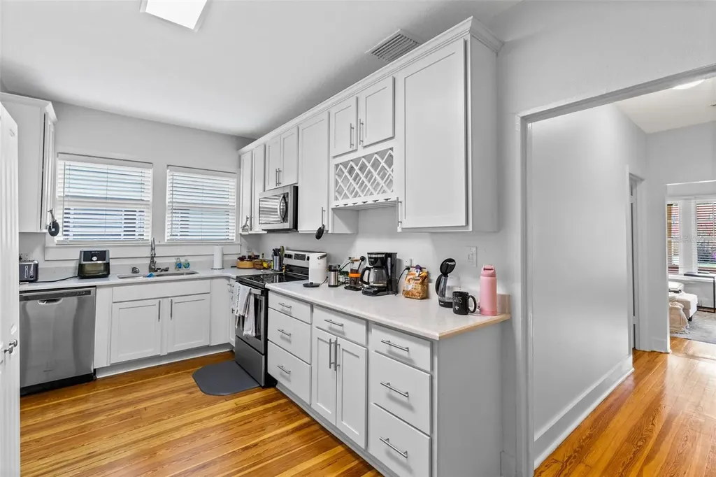 1409 E Amelia Street Orlando FL 32803