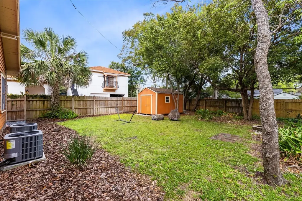 1409 E Amelia Street Orlando FL 32803