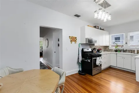 1409 E Amelia Street Orlando FL 32803
