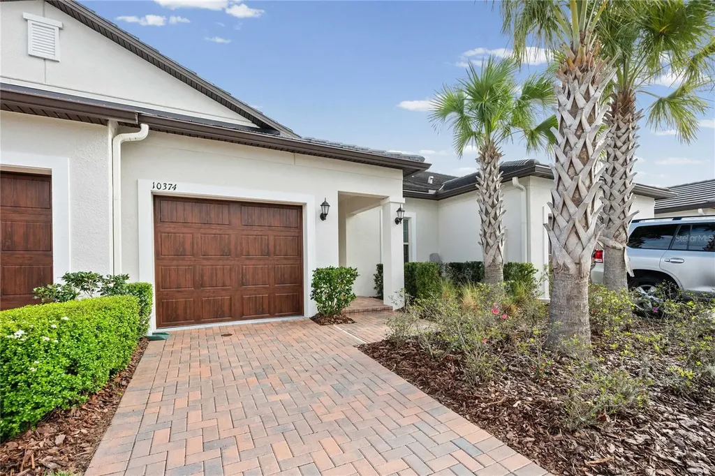 10374 Echo Dock Loop San Antonio FL 33576