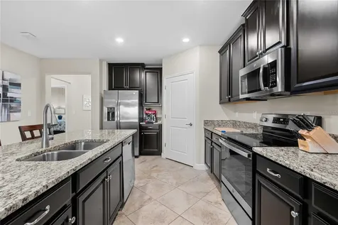 10374 Echo Dock Loop San Antonio FL 33576