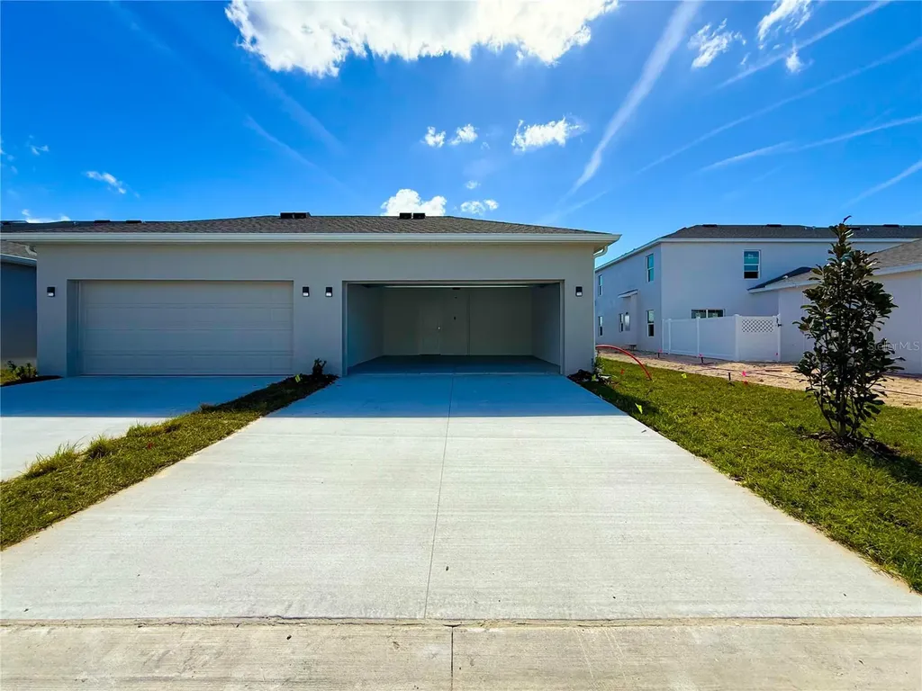 1975 Stake Out Way Apopka FL 32703