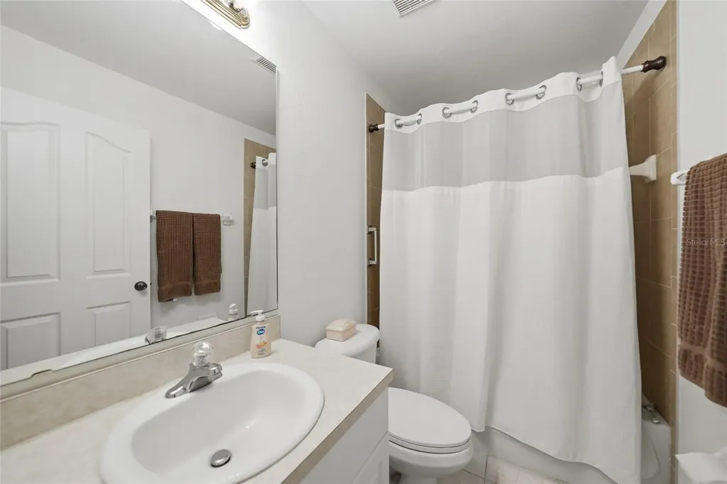 2117 NE 40th Street Cape Coral FL 33909