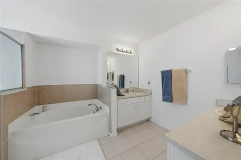 2117 NE 40th Street Cape Coral FL 33909