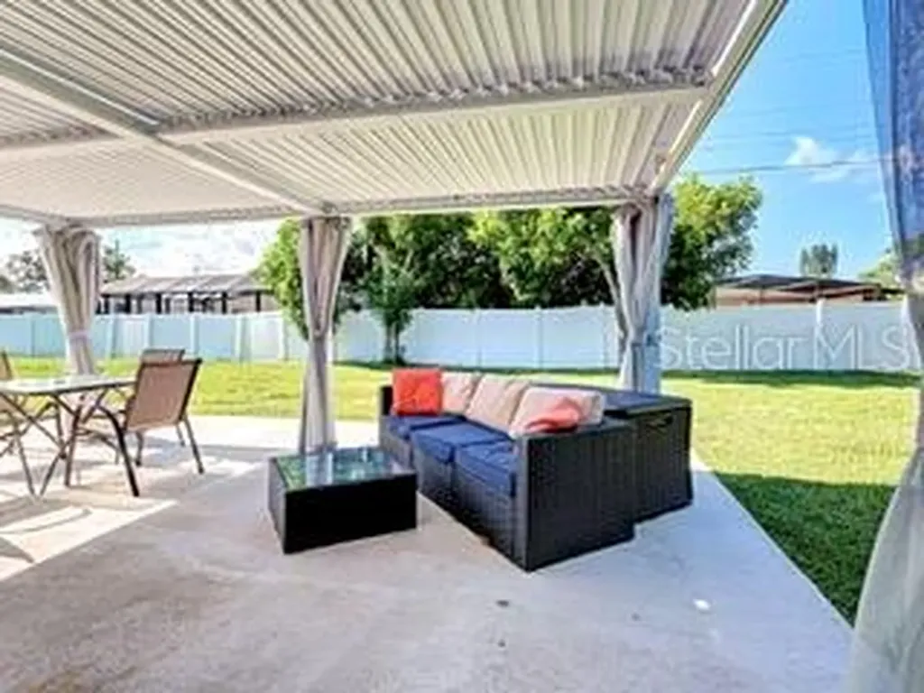 220 Glen Oak Road Venice FL 34293