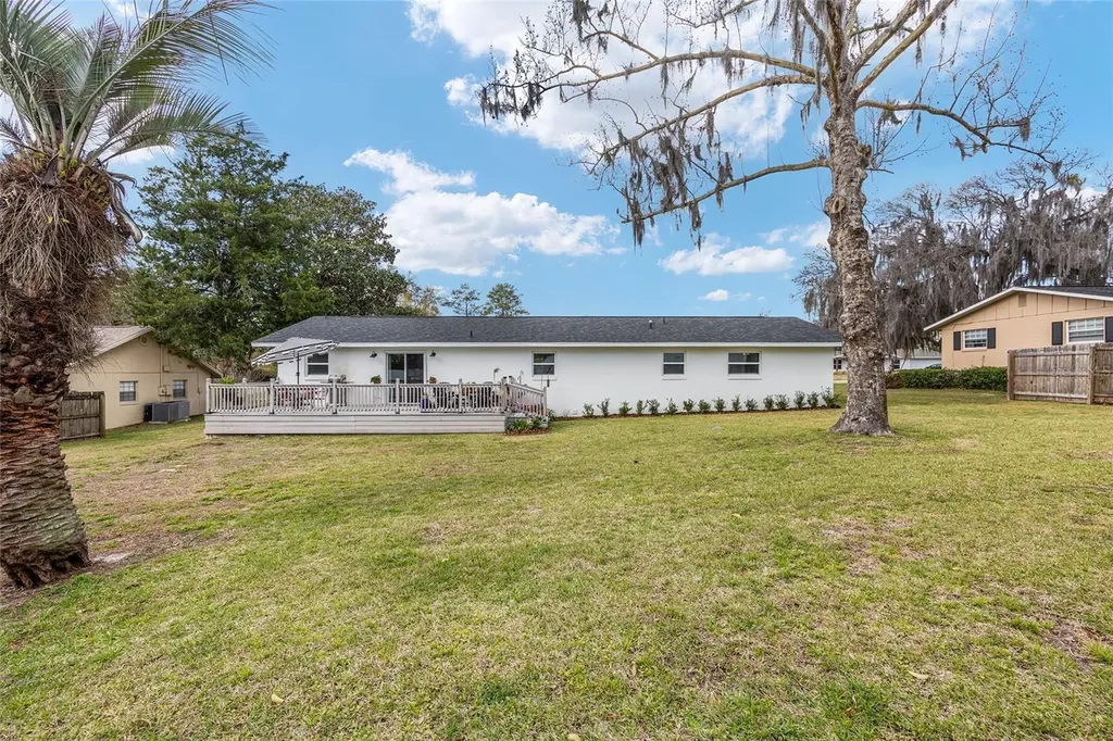723 SE 40th Terrace Ocala FL 34471