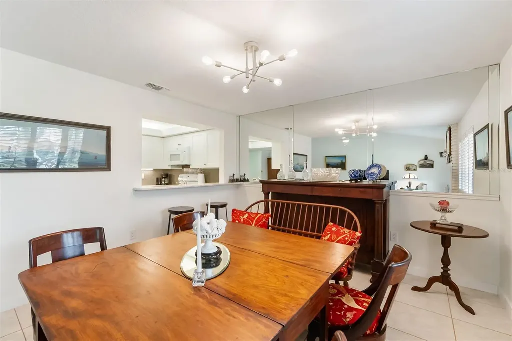 720 Sorrento Inlet Nokomis FL 34275