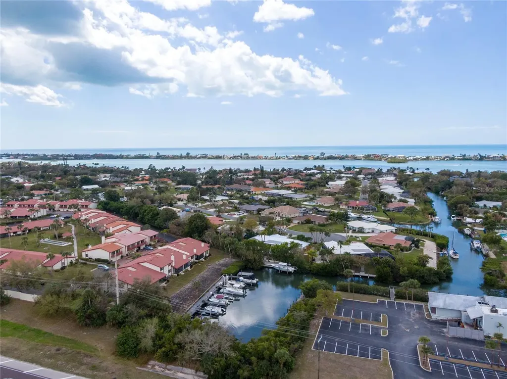 720 Sorrento Inlet Nokomis FL 34275