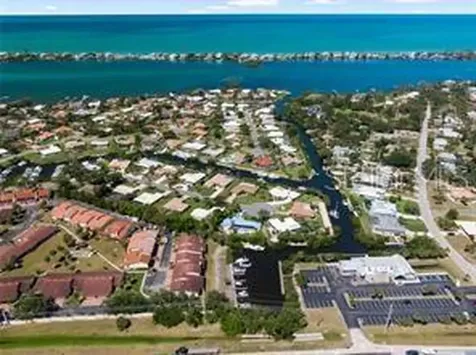 720 Sorrento Inlet Nokomis FL 34275