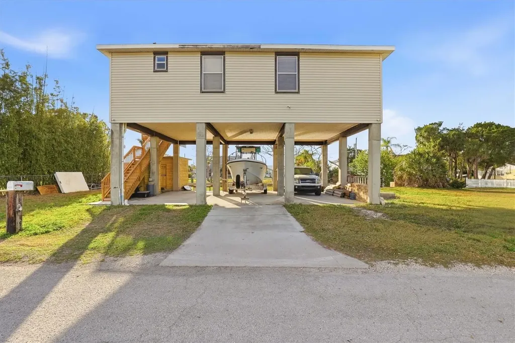 14203 Shiloh Court Hudson FL 34667