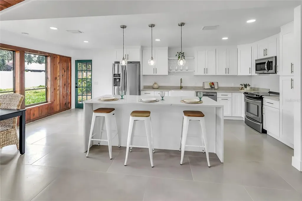 3033 Wister Circle Valrico FL 33596