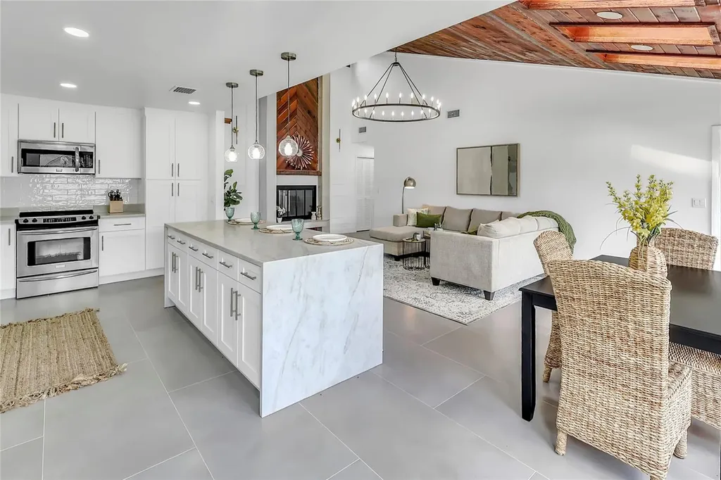 3033 Wister Circle Valrico FL 33596