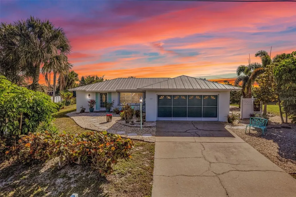 137 Bedford Drive NE Port Charlotte FL 33952