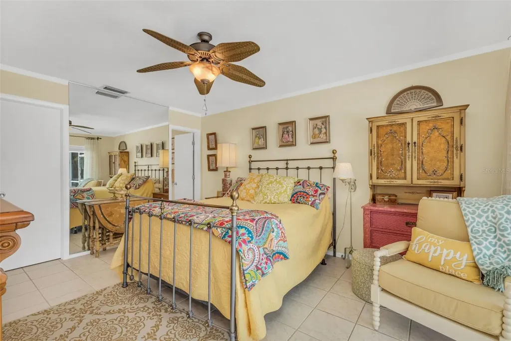 137 Bedford Drive NE Port Charlotte FL 33952