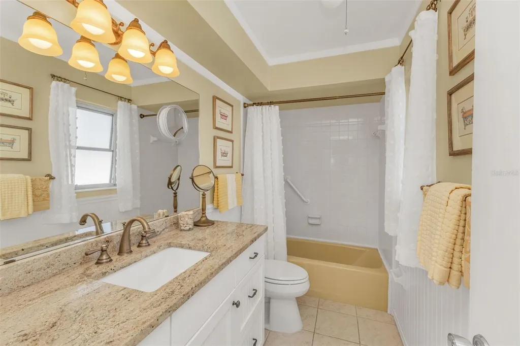 137 Bedford Drive NE Port Charlotte FL 33952