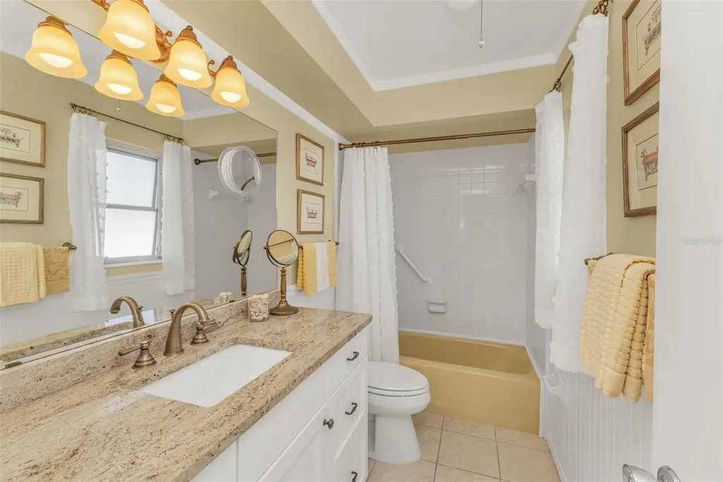 137 Bedford Drive NE Port Charlotte FL 33952