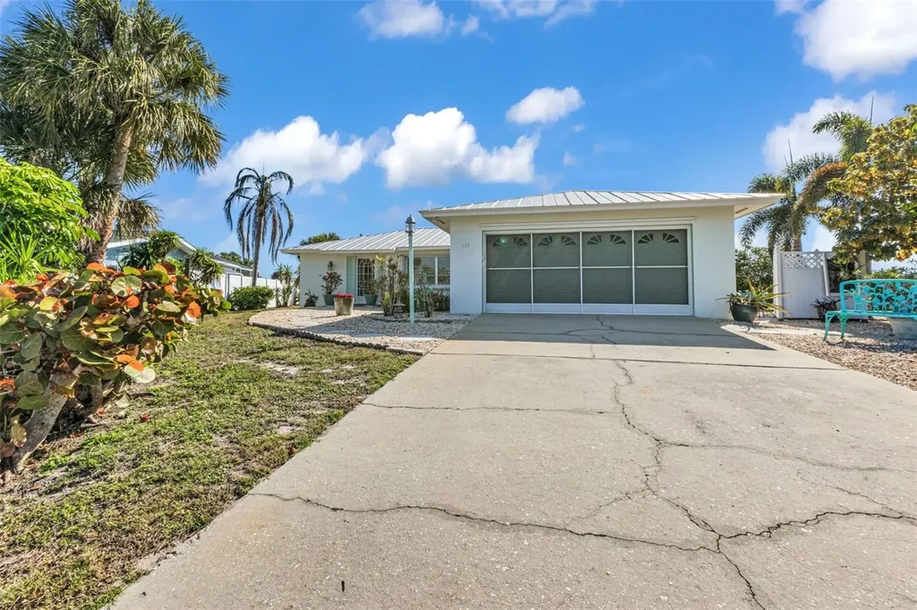 137 Bedford Drive NE Port Charlotte FL 33952
