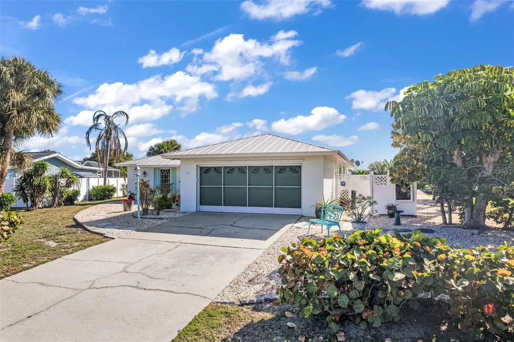 137 Bedford Drive NE Port Charlotte FL 33952