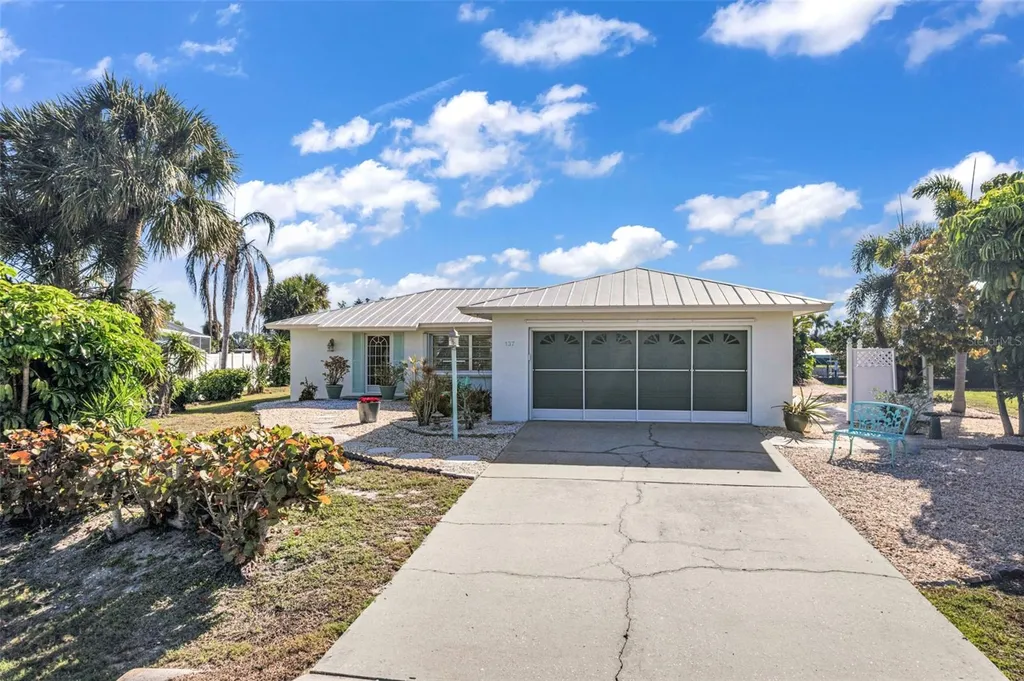 137 Bedford Drive NE Port Charlotte FL 33952