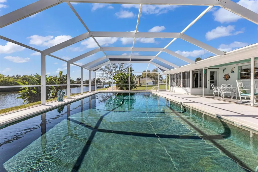 137 Bedford Drive NE Port Charlotte FL 33952