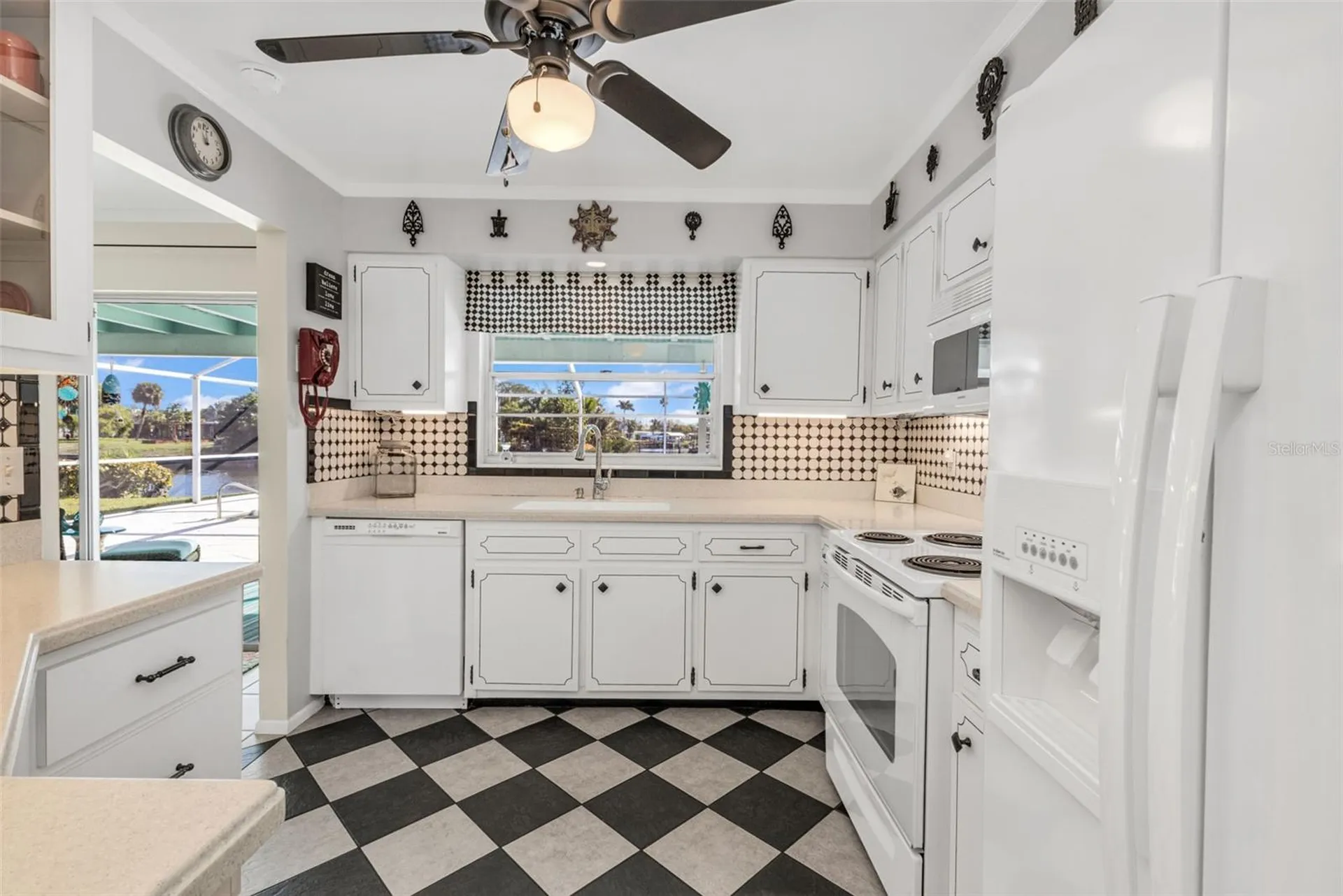 137 Bedford Drive NE Port Charlotte FL 33952