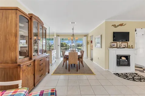 137 Bedford Drive NE Port Charlotte FL 33952