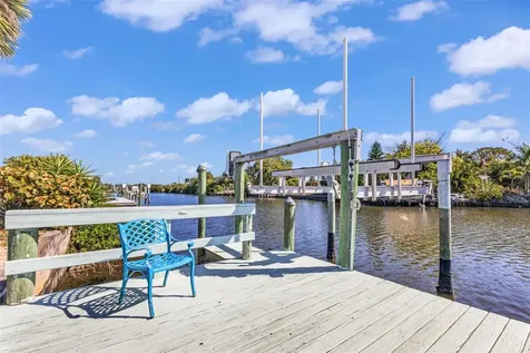 137 Bedford Drive NE Port Charlotte FL 33952