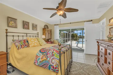 137 Bedford Drive NE Port Charlotte FL 33952