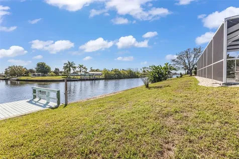 137 Bedford Drive NE Port Charlotte FL 33952