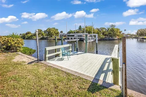 137 Bedford Drive NE Port Charlotte FL 33952