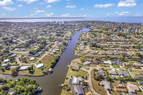 137 Bedford Drive NE Port Charlotte FL 33952