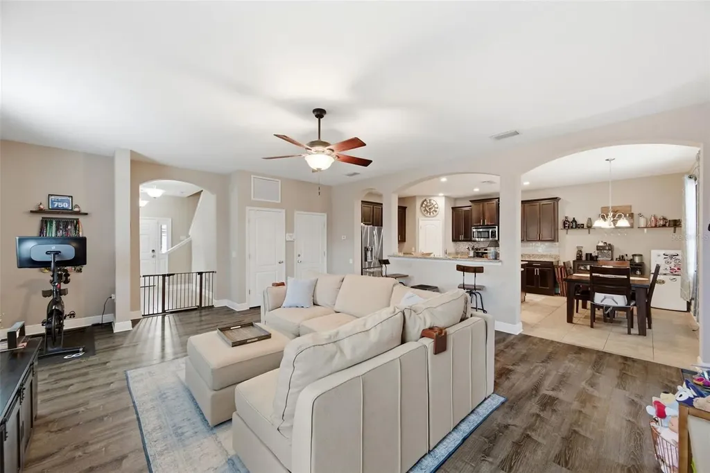 6024 S 6th Street Tampa FL 33611