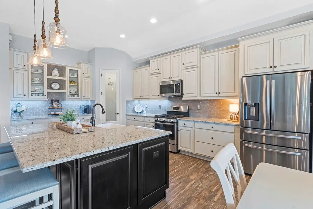7328 Paradiso Drive Apollo Beach FL 33572