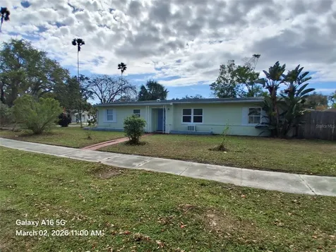 1061 Nokomis Street Clearwater FL 33755