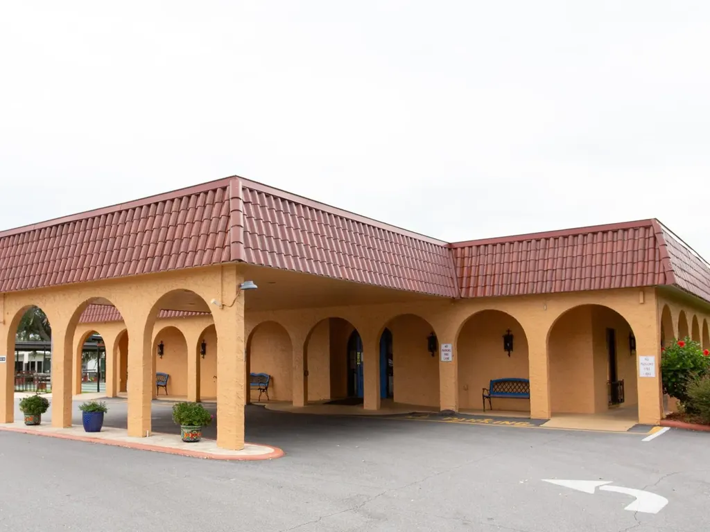 2055 S Floral Avenue Bartow FL 33830