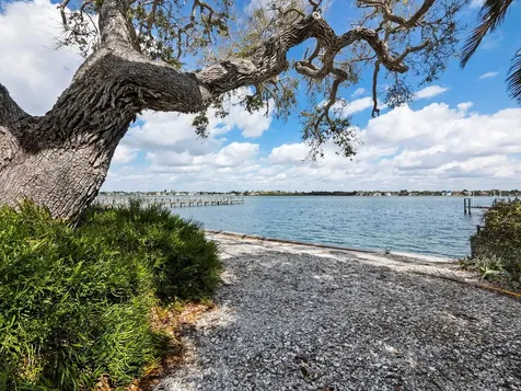 1267 Starboard Lane Sarasota FL 34242