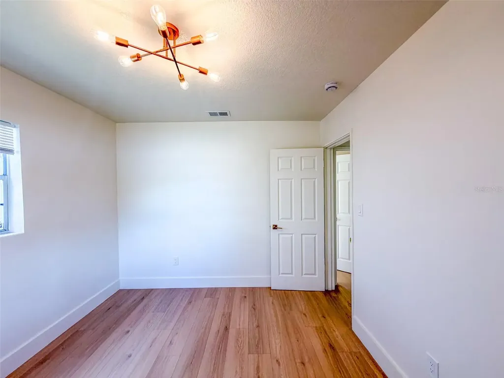 4211 W Bay View Avenue Tampa FL 33611