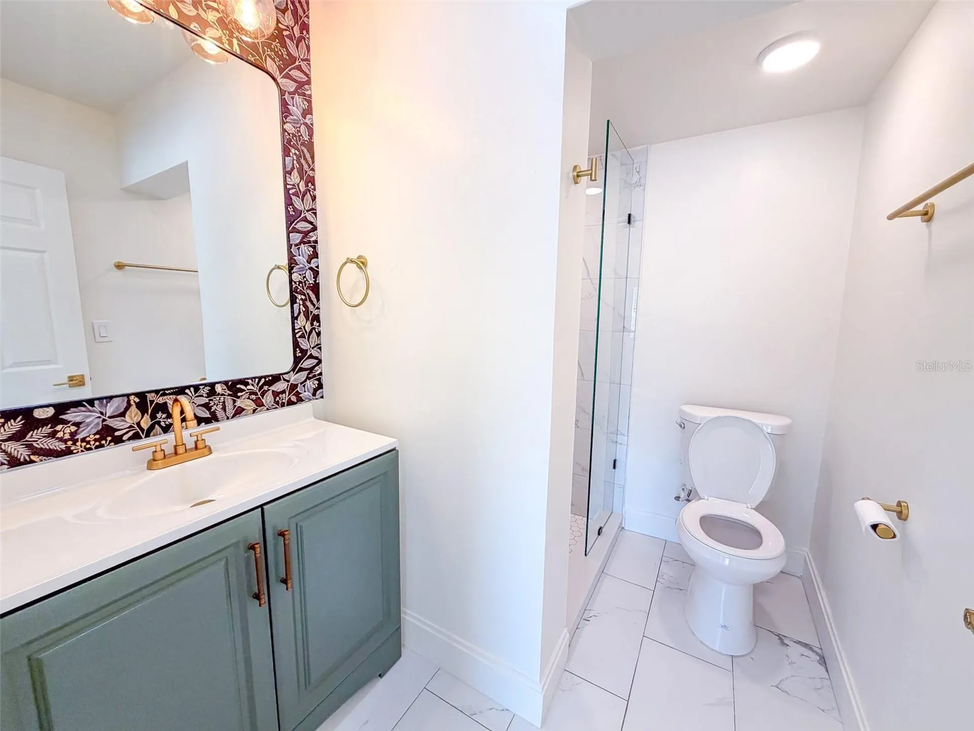 4211 W Bay View Avenue Tampa FL 33611