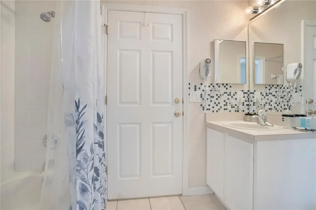 219 Miramar Avenue Davenport FL 33897